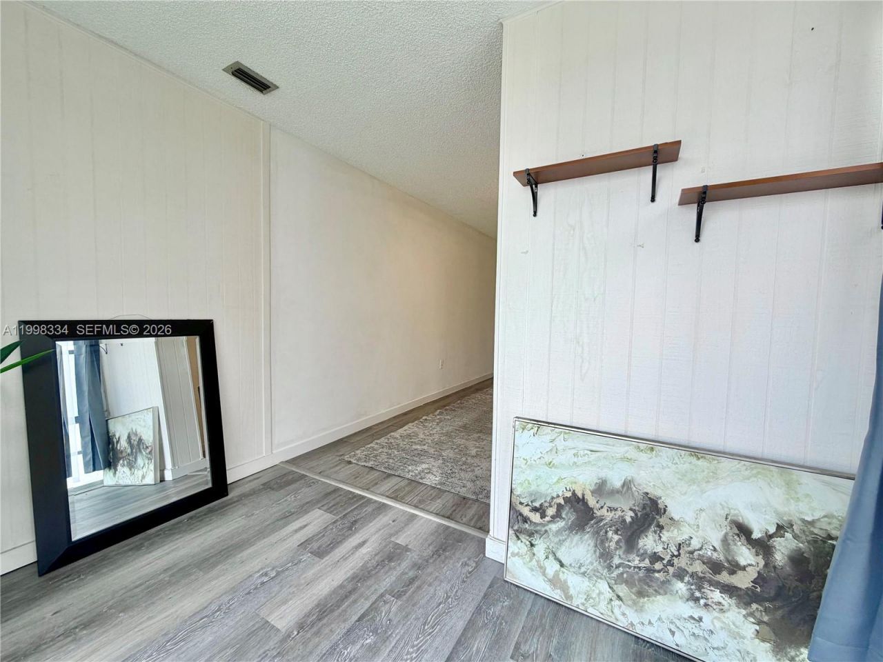 17560 Atlantic Blvd , Unit 404, Sunny Isles Beach, FL 33160 Photo