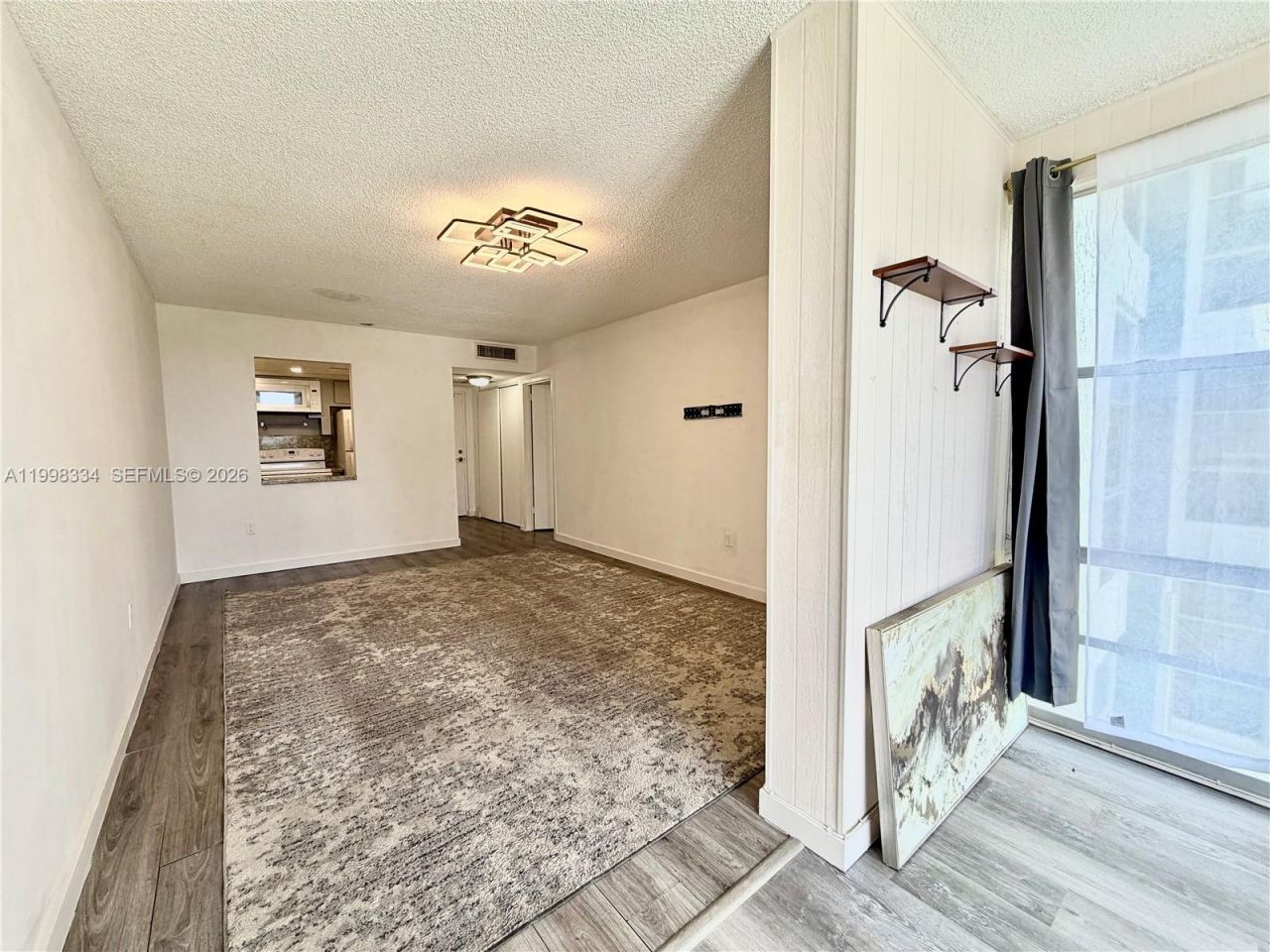 17560 Atlantic Blvd , Unit 404, Sunny Isles Beach, FL 33160 Photo