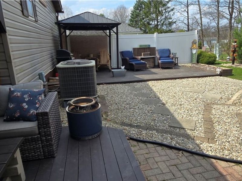 103 Greentree, Hiram, OH 44234 Photo 4