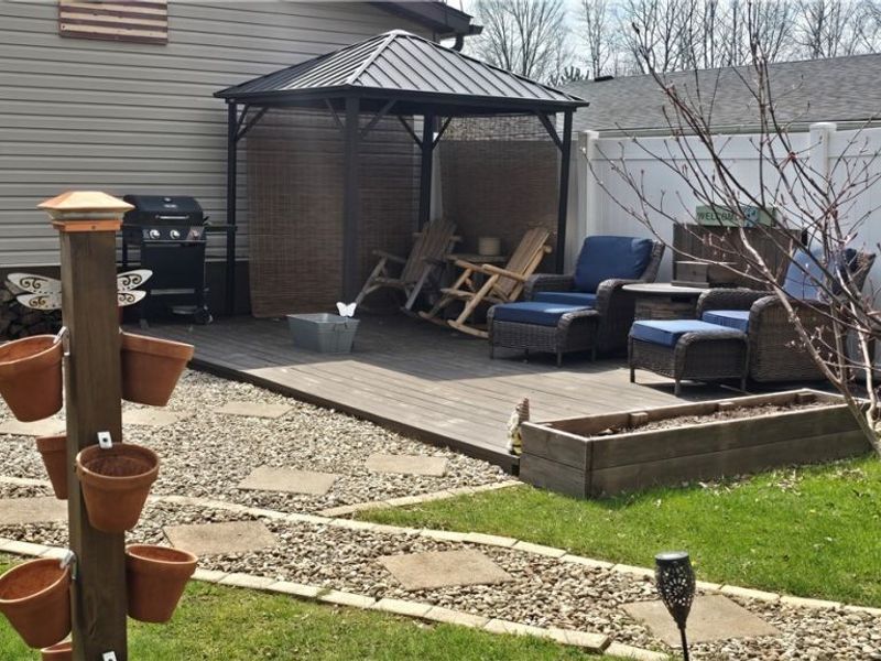 103 Greentree, Hiram, OH 44234 Photo 8