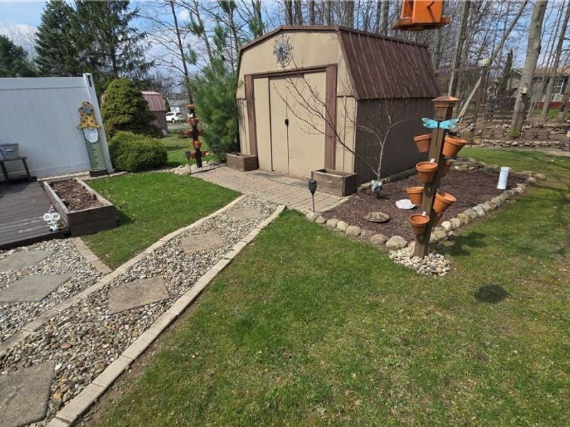 103 Greentree, Hiram, OH 44234 Photo 9