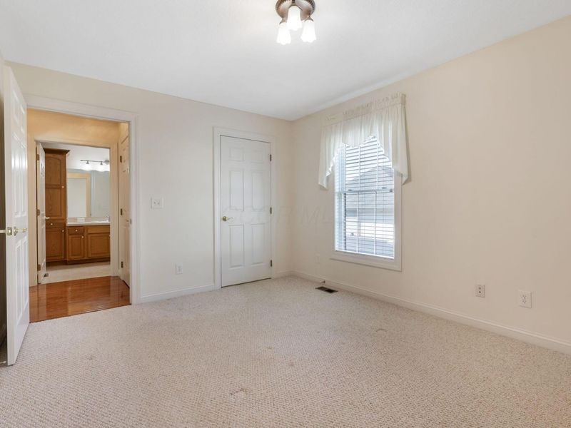 1477 Meadow Ridge Drive, Lancaster, OH 43130 Photo 24