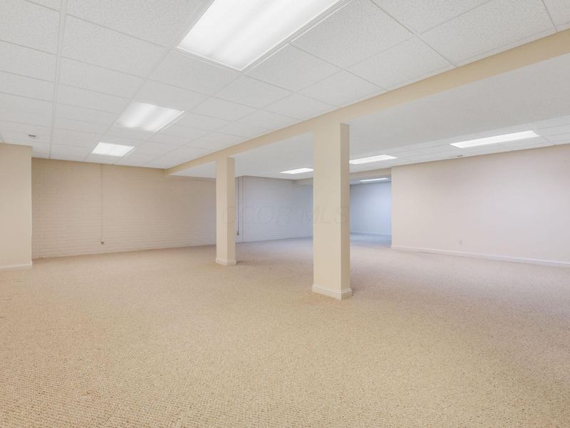 1477 Meadow Ridge Drive, Lancaster, OH 43130 Photo 30