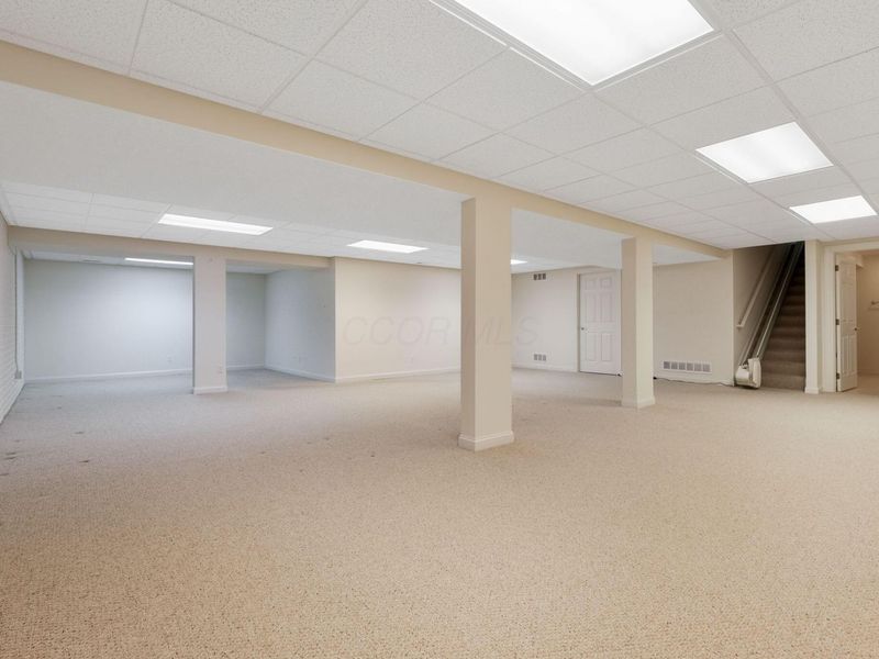 1477 Meadow Ridge Drive, Lancaster, OH 43130 Photo 31