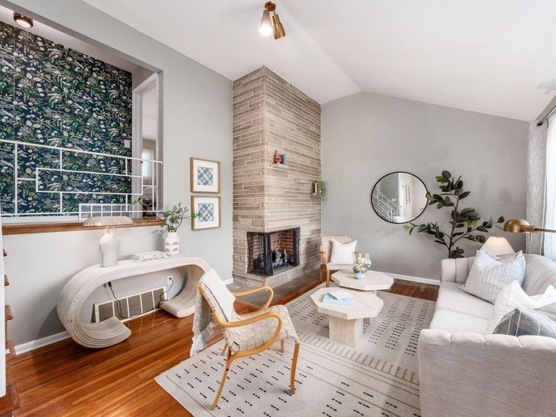 3460 Darbyshire Drive , Hilliard, OH 43026 Photo 1