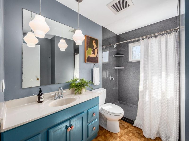 3460 Darbyshire Drive , Hilliard, OH 43026 Photo 24