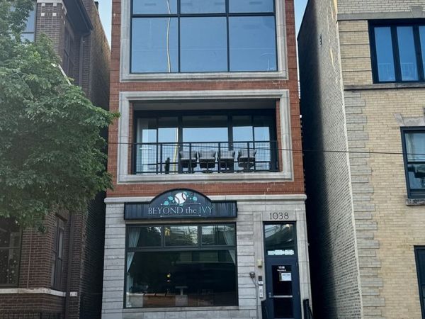 1038 W Waveland Avenue, Unit 2, Chicago, IL 60613