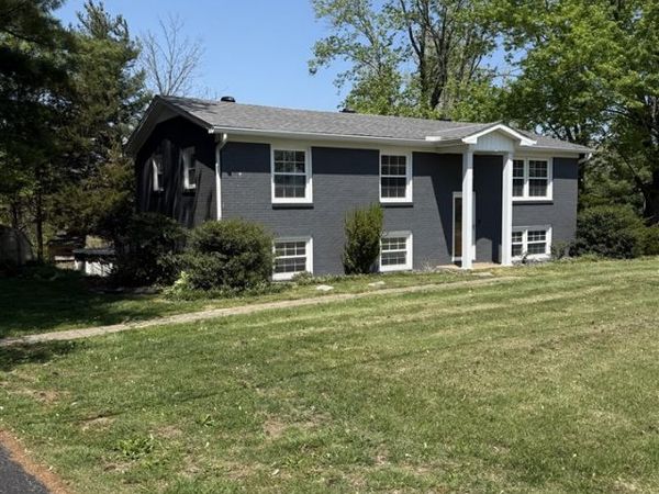 311 Southwest Circle , Scottsville, KY 42164