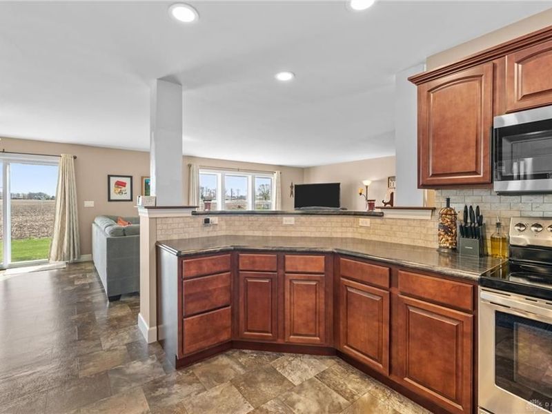 1706 Applejack Drive, Wapakoneta, OH 45895 Photo 24