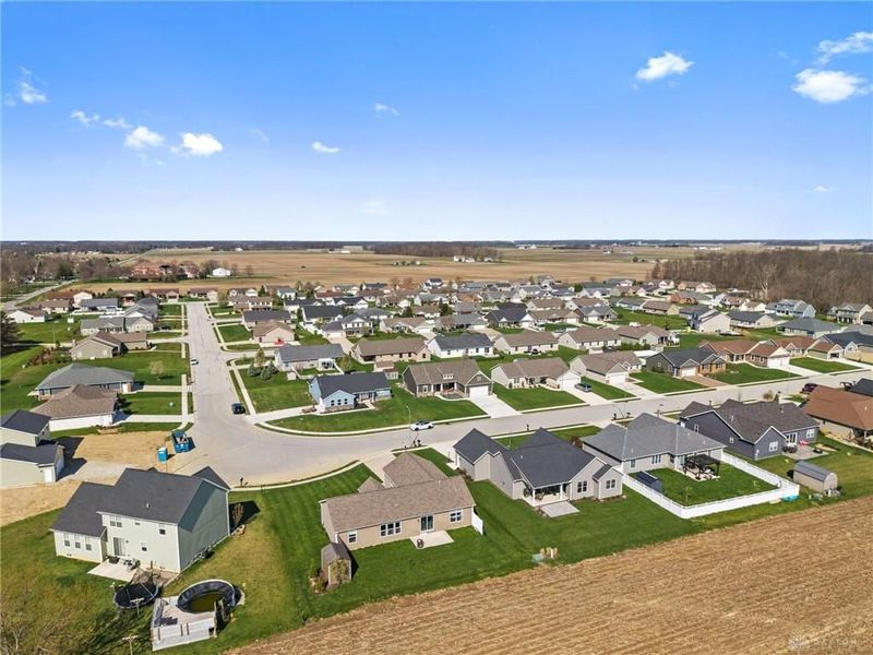 1706 Applejack Drive, Wapakoneta, OH 45895 Photo 5