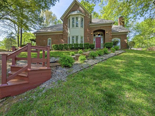 1543 RIVER FARMS CV, Memphis, TN 38016