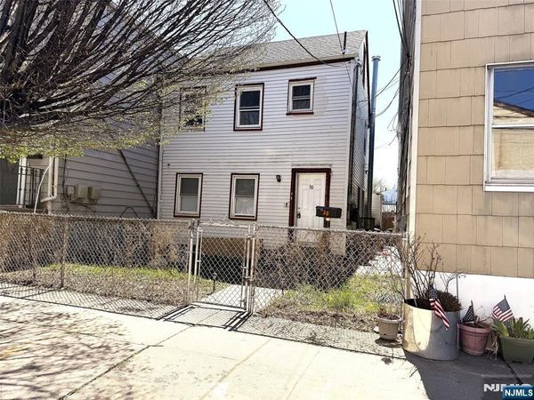 30 Searing Avenue 2, EAST NEWARK, NJ 07029