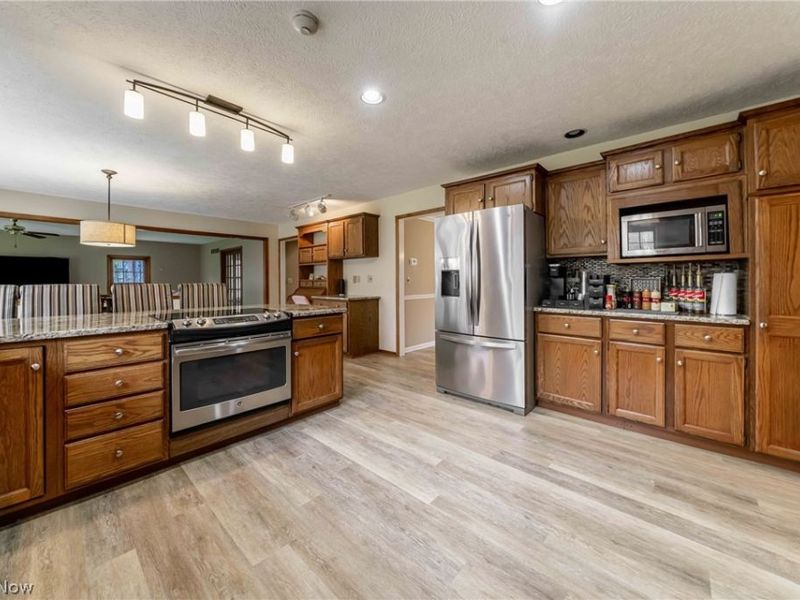 8233 Whispering Pines Drive, Novelty, OH 44072 Photo 16