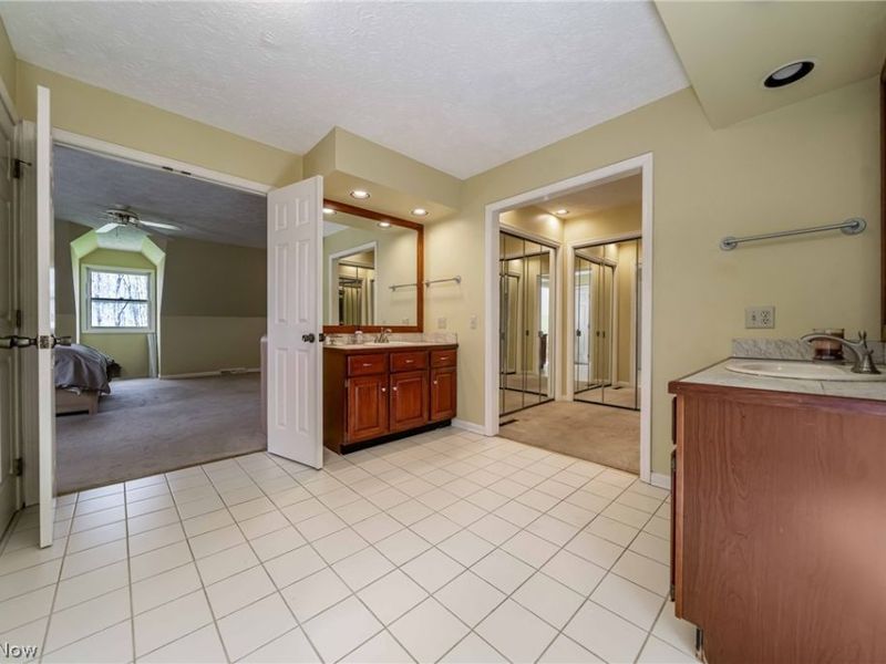 8233 Whispering Pines Drive, Novelty, OH 44072 Photo 27