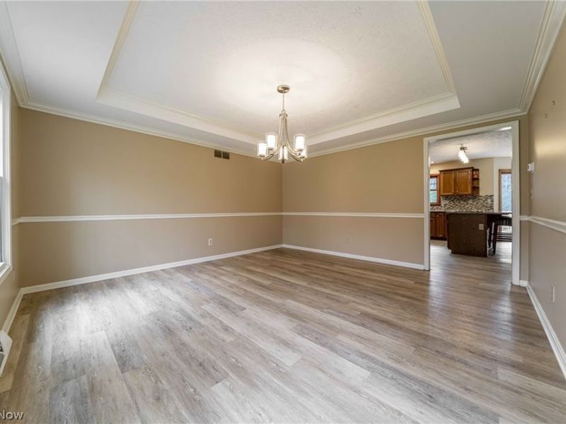 8233 Whispering Pines Drive, Novelty, OH 44072 Photo 7