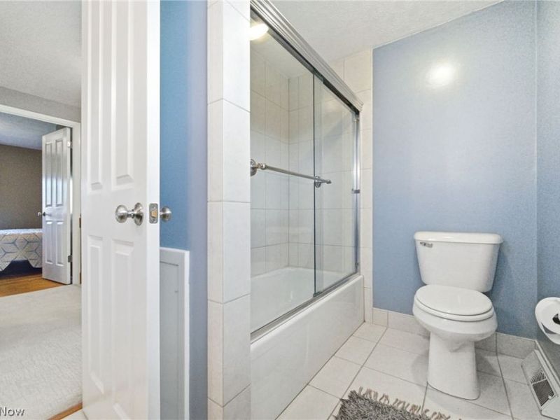 26529 Fairfax Lane, North Olmsted, OH 44070 Photo 27