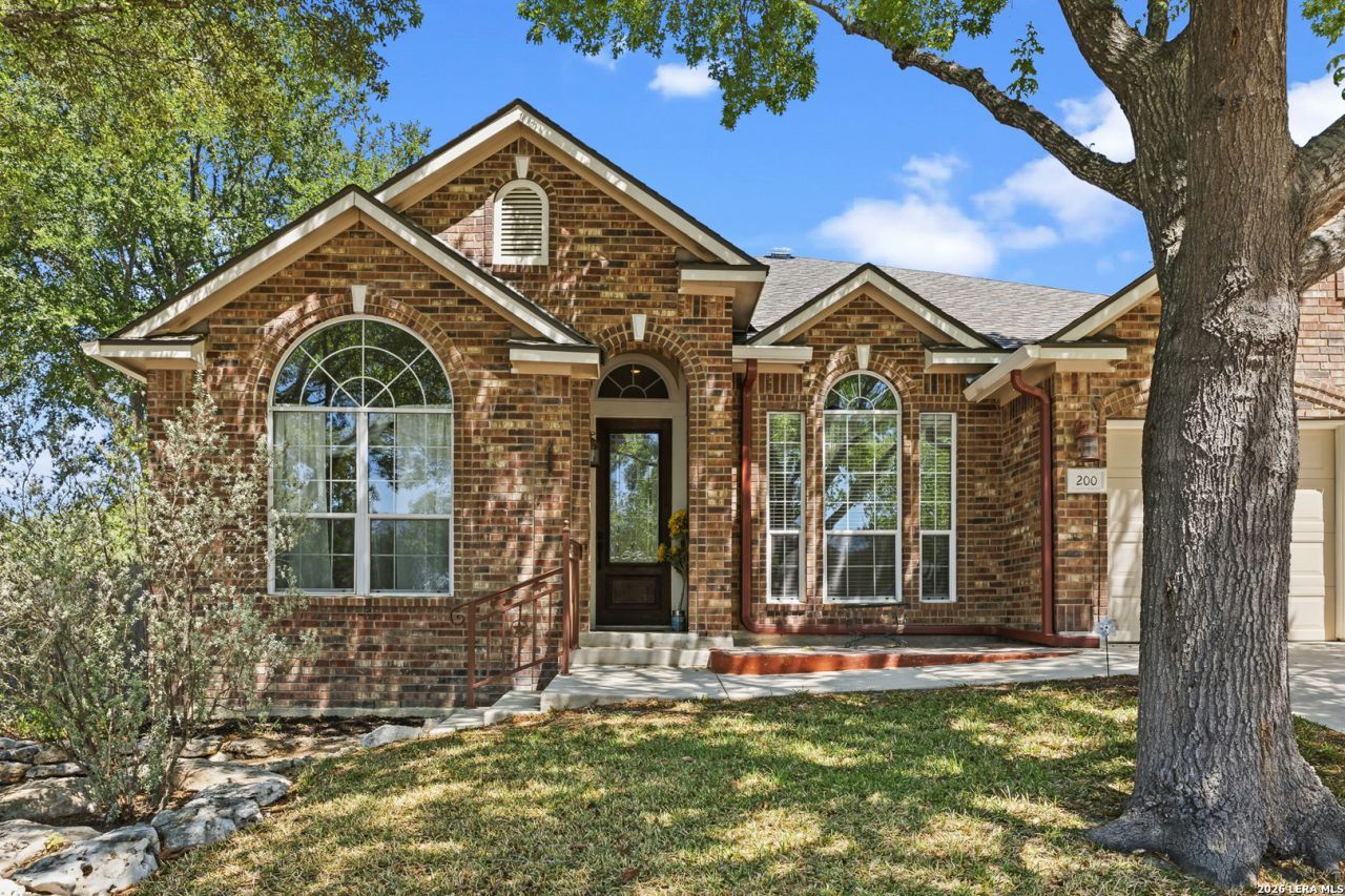 200 Summit Vw, Cibolo, TX 78108 Main Photo
