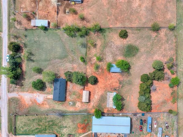 2290 County Road 1222 , Blanchard, OK 73010