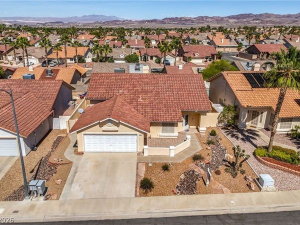 836 Holly Lake Way , Henderson, NV 89002