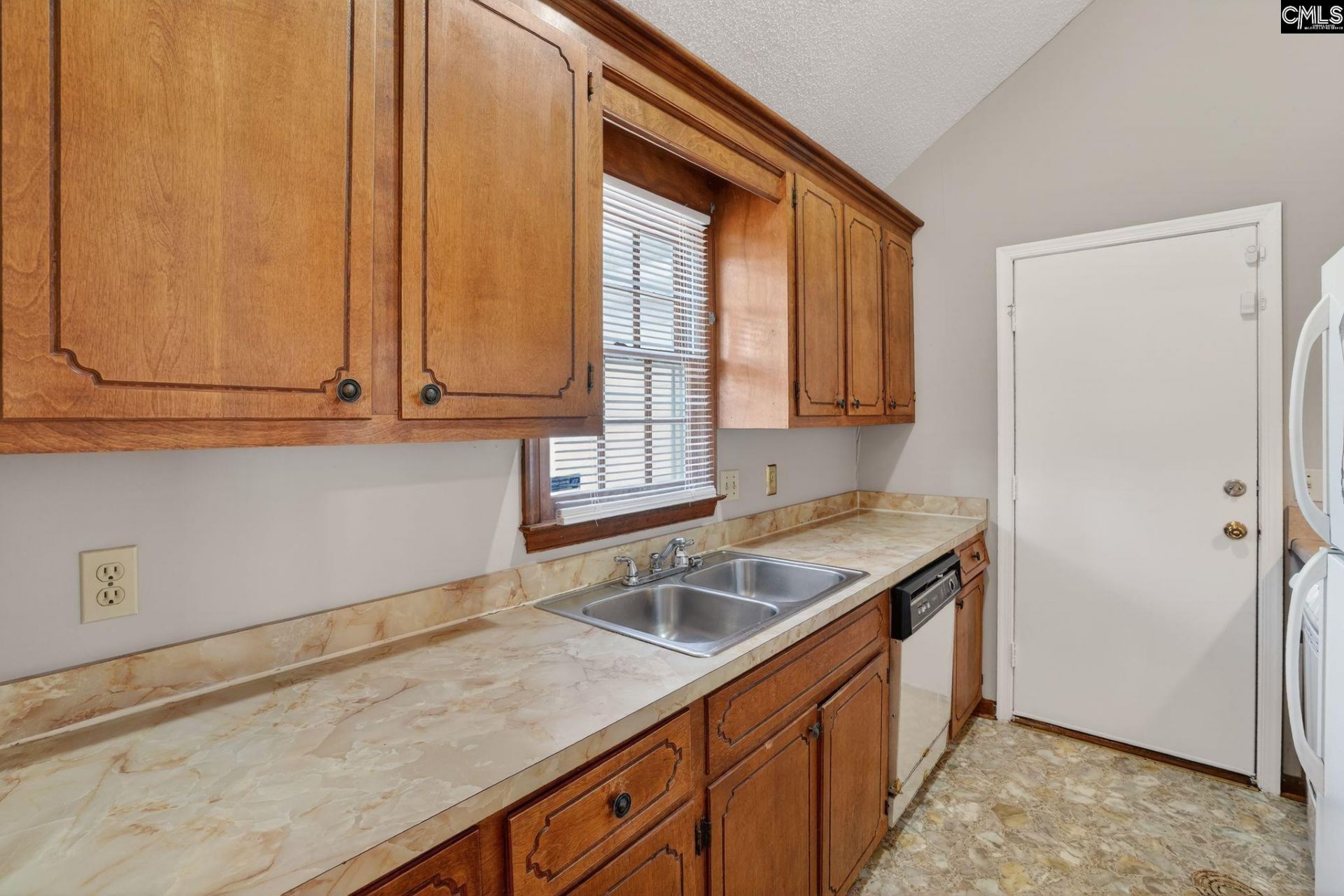 105 Field Pine Avenue Photo 14