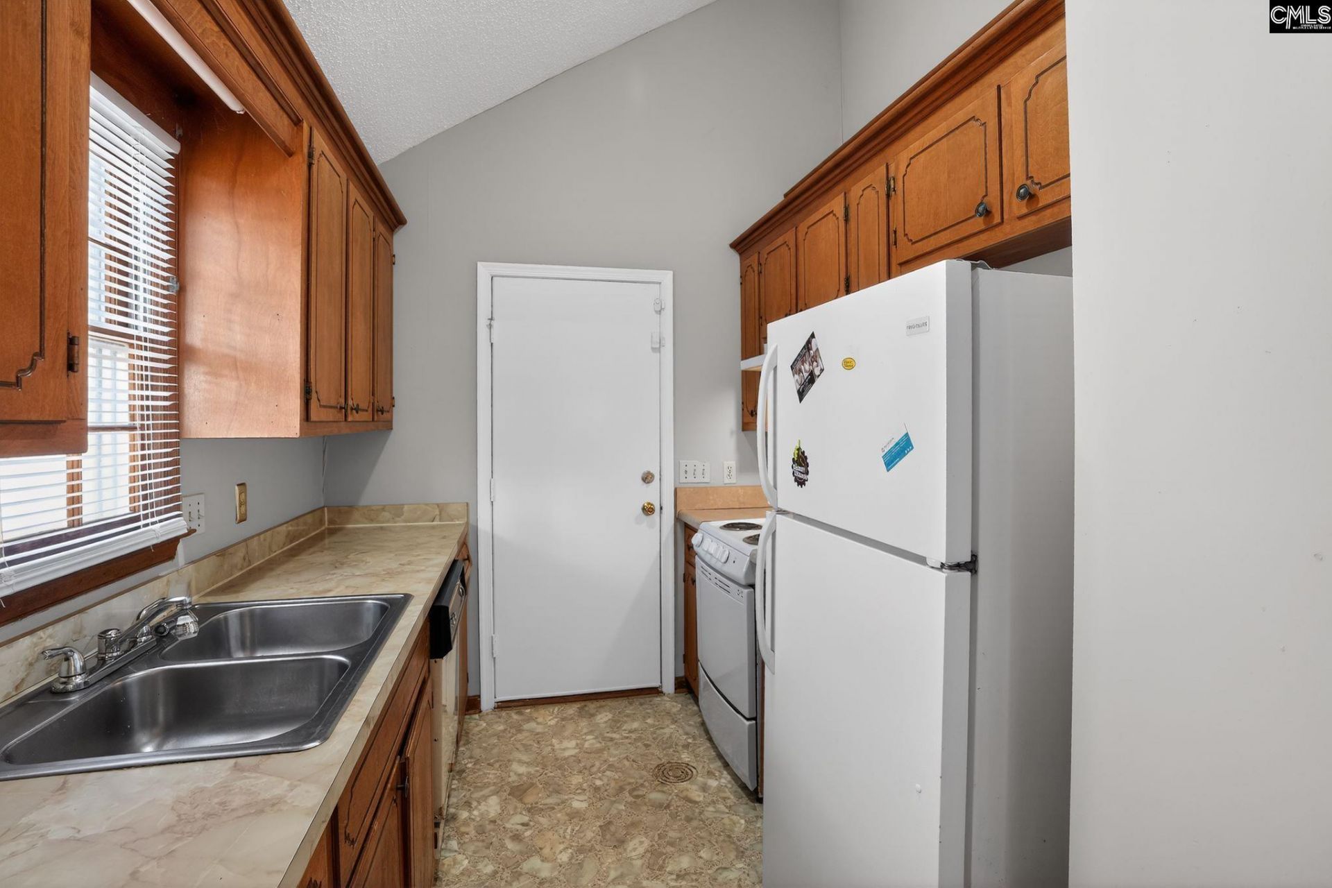 105 Field Pine Avenue Photo 15