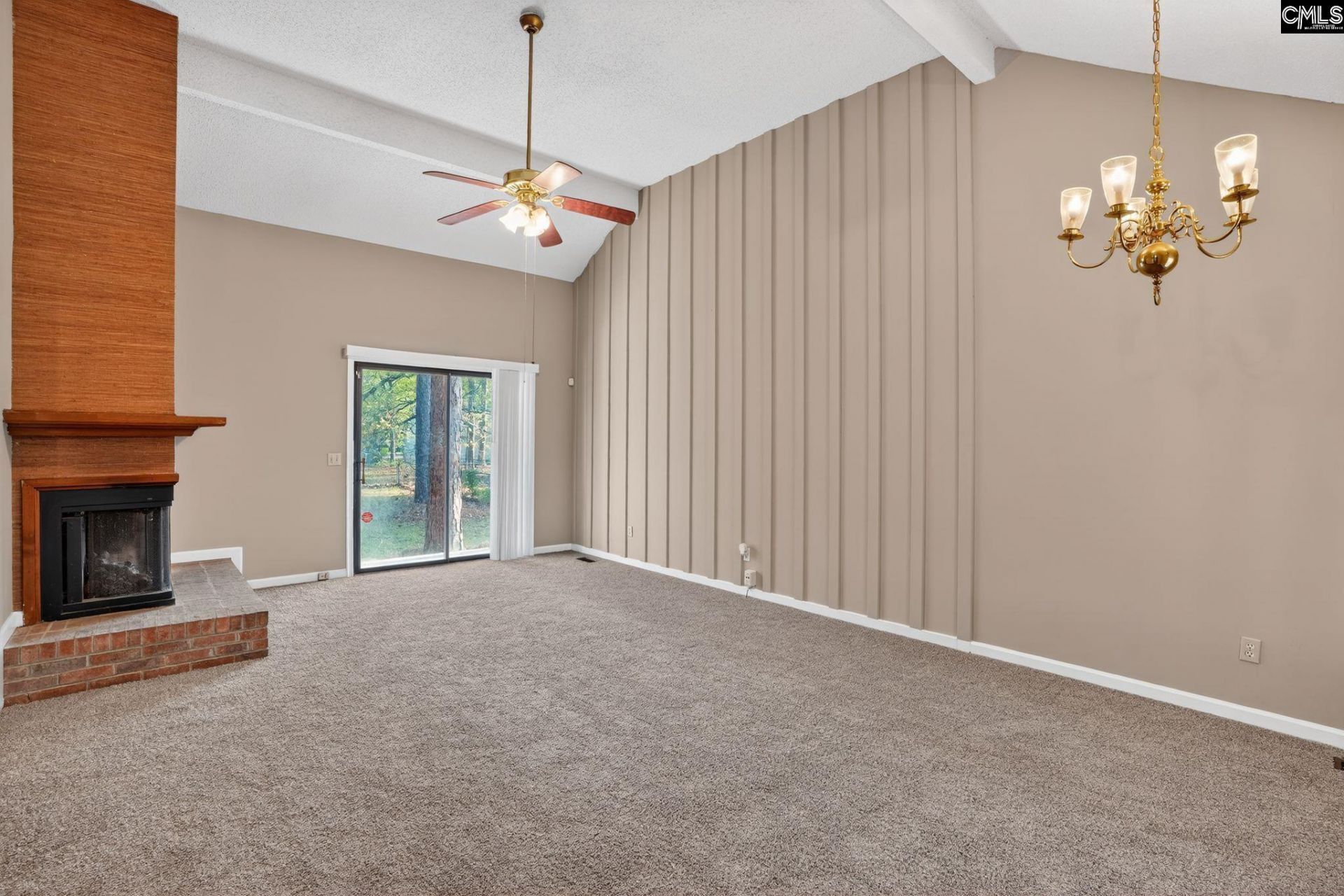 105 Field Pine Avenue Photo 5