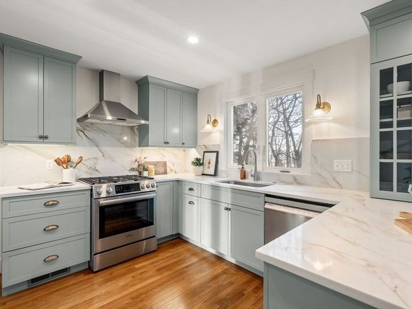 632 Neponset St Ext, Norwood, MA 02062