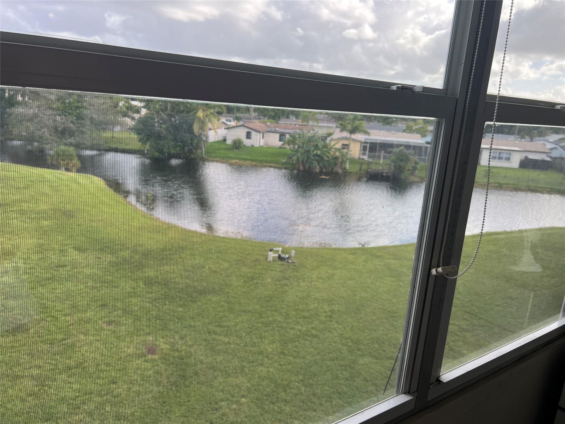 8135 Sunrise Lakes Boulevard, Unit 307, Sunrise, FL 33322 Photo