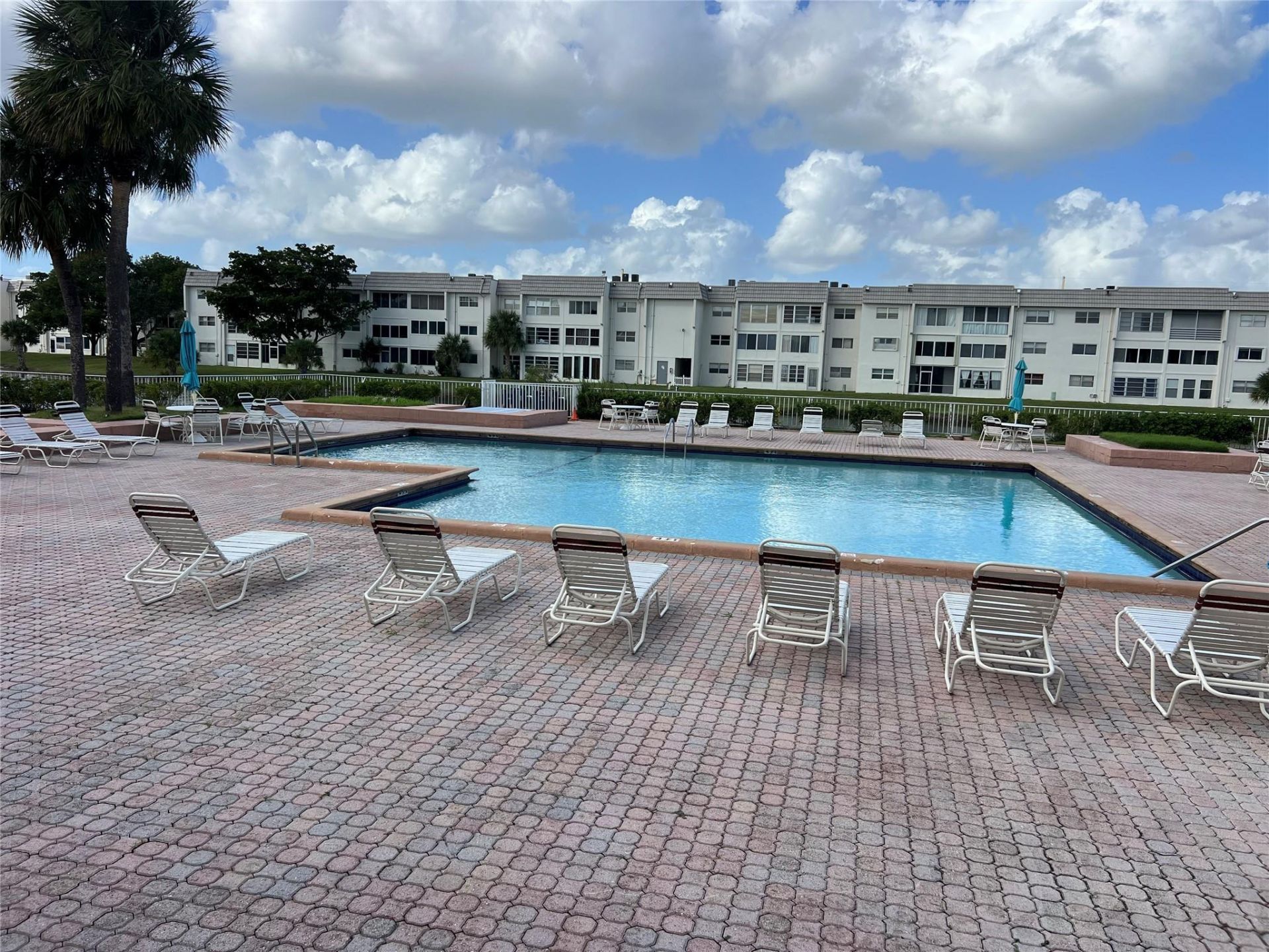 8135 Sunrise Lakes Boulevard, Unit 307, Sunrise, FL 33322 Photo