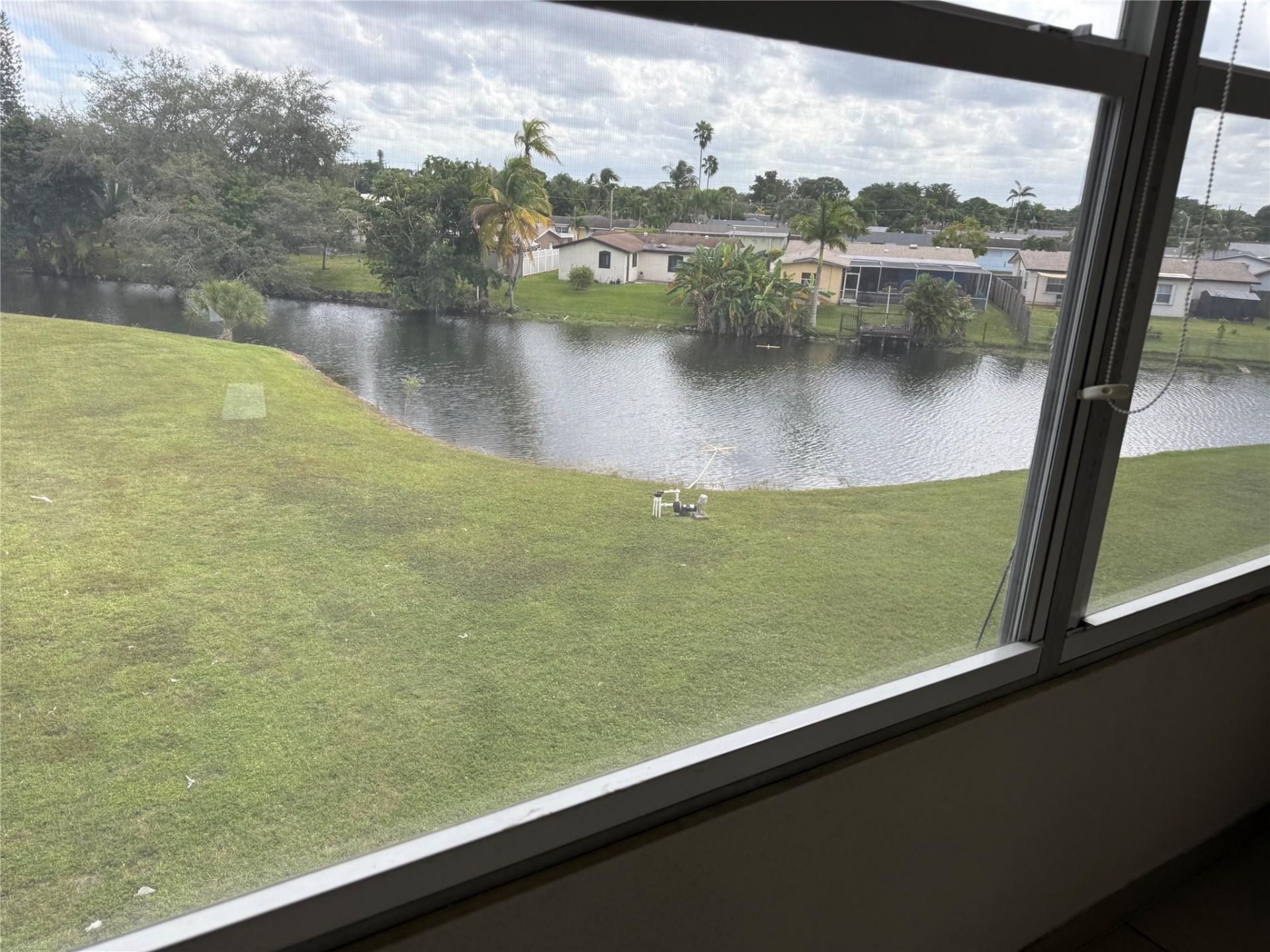 8135 Sunrise Lakes Boulevard, Unit 307, Sunrise, FL 33322 Photo