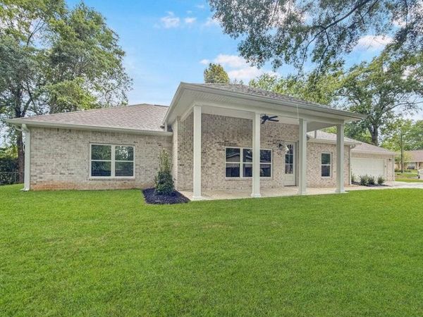 808 W 7th St, DeRidder, LA 70634