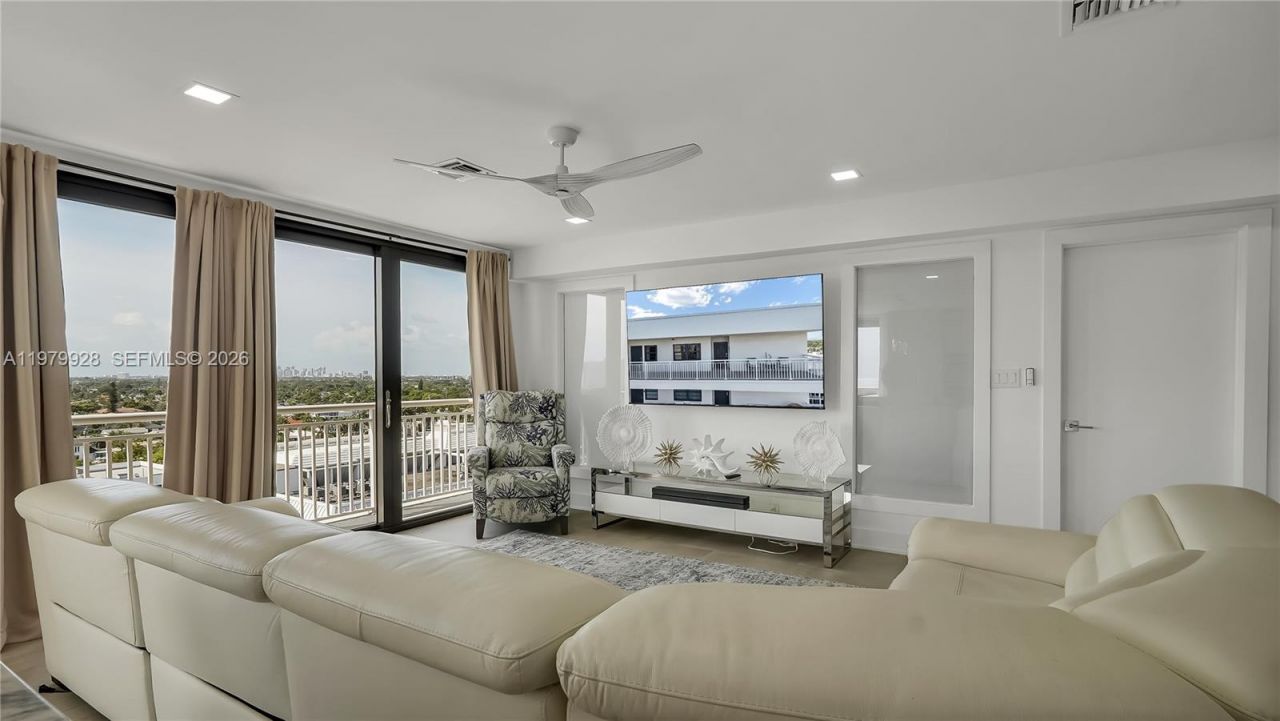 3100 NE 48th St, Unit PH18, Fort Lauderdale, FL 33308 Photo