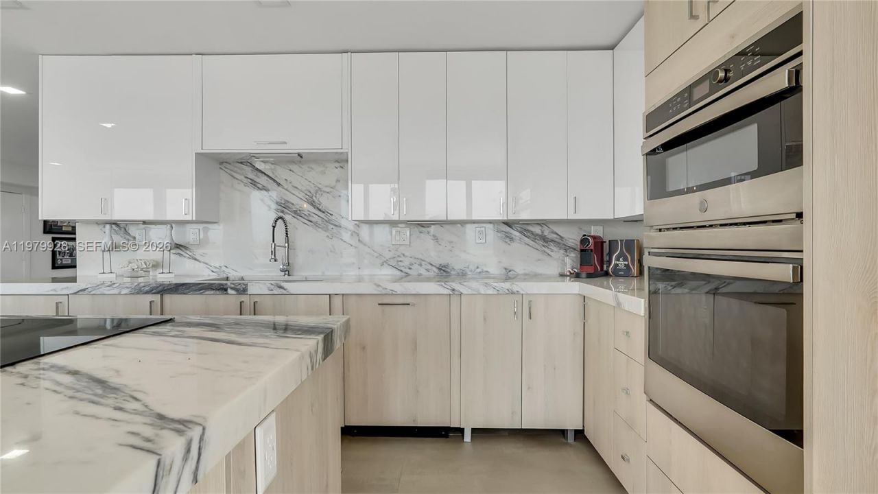 3100 NE 48th St, Unit PH18, Fort Lauderdale, FL 33308 Photo