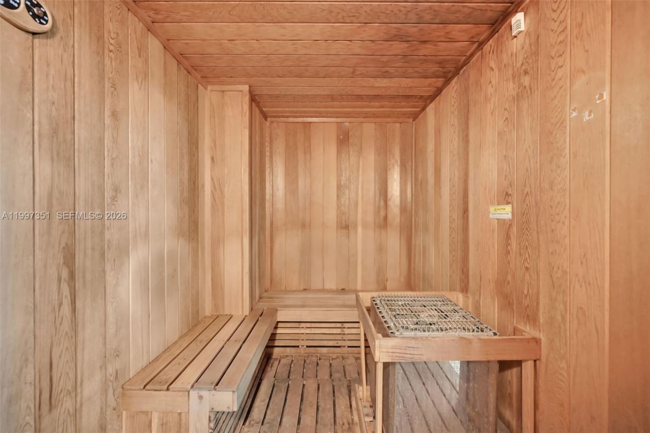 460 NE 28th St , Unit 2908, Miami, FL 33137 Photo