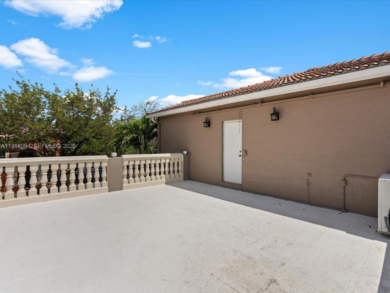 10872 NW 51st Ln , Doral, FL 33178 Photo