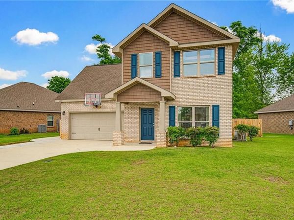 6090 Cobblestone Court, Gulf Shores, AL 36542