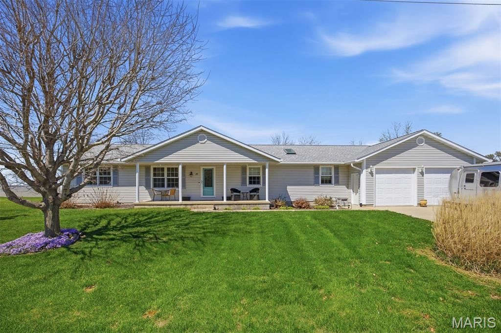 38 Harbor Drive, Shattuc, IL 62231 Main Photo