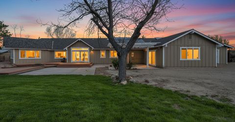 1097 Meadowlark Circle, Gardnerville, NV 89460 Photo