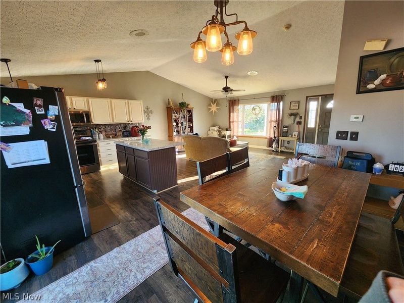 8550 Goldenrod Drive, Zanesville, OH 43821 Photo 8