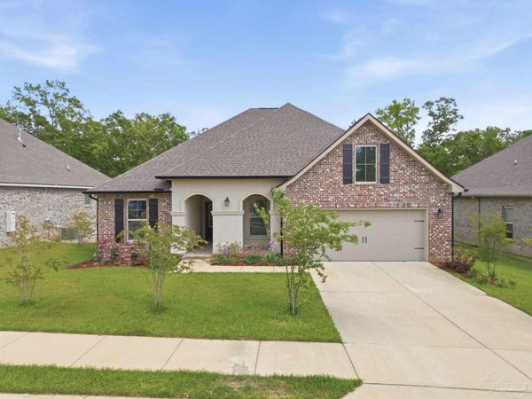 3050 Mountain Laurel Tr, Cantonment, FL 32533