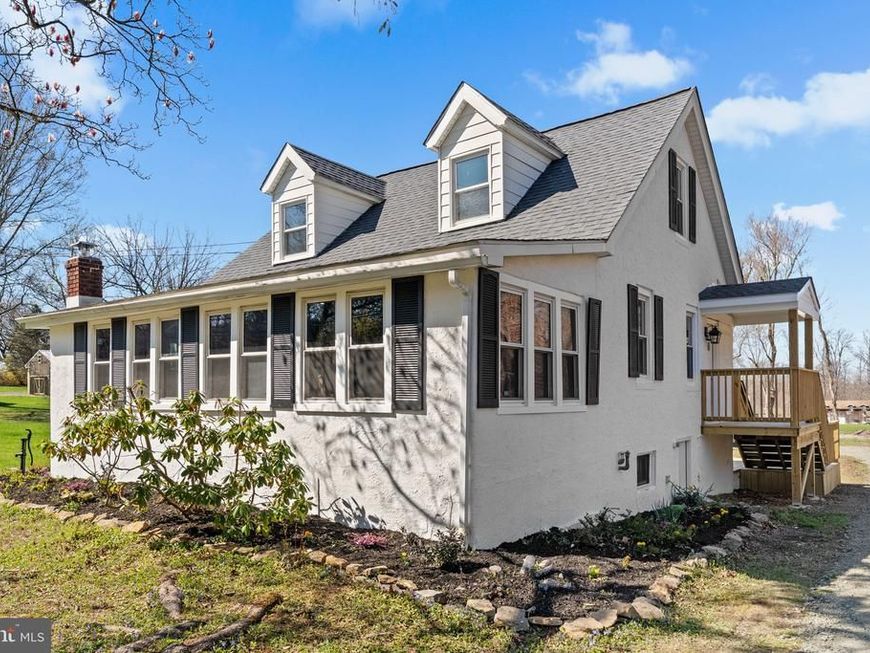 2042 Upper Ridge Road, Green Lane, PA 18054 Main Photo