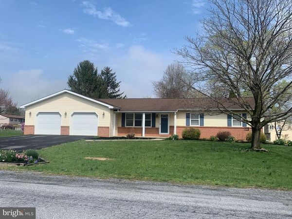 110 BEECH LANE , MERCERSBURG, PA 17236