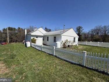 7130 BROWNSVILLE ROAD, FAYETTEVILLE, PA 17222