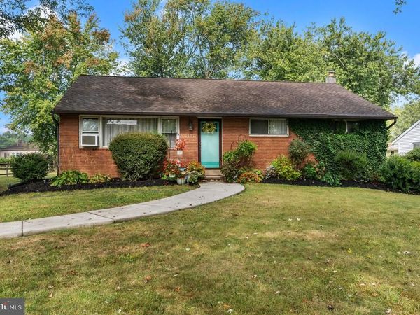 106 HOLLY DRIVE, HATBORO, PA 19040