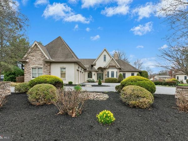 951 MACADA ROAD, BETHLEHEM, PA 18017