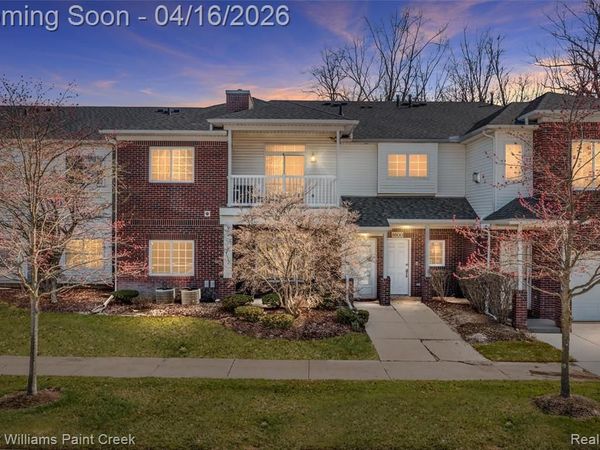 5494 Acorn Lane, Sterling Heights, MI 48314