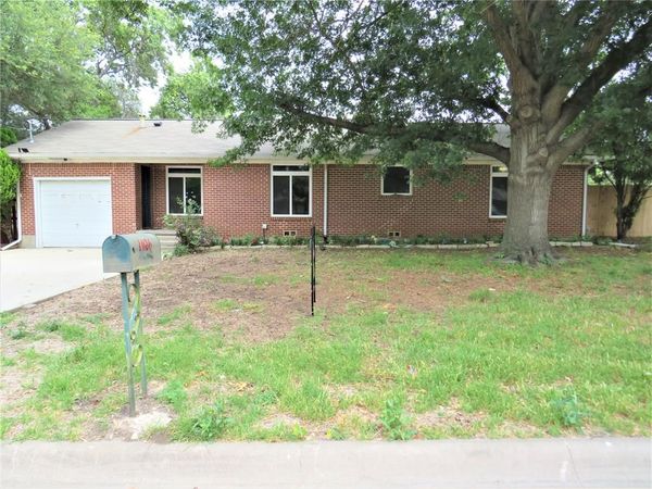 1026 Thomas Street, Denton, TX 76201