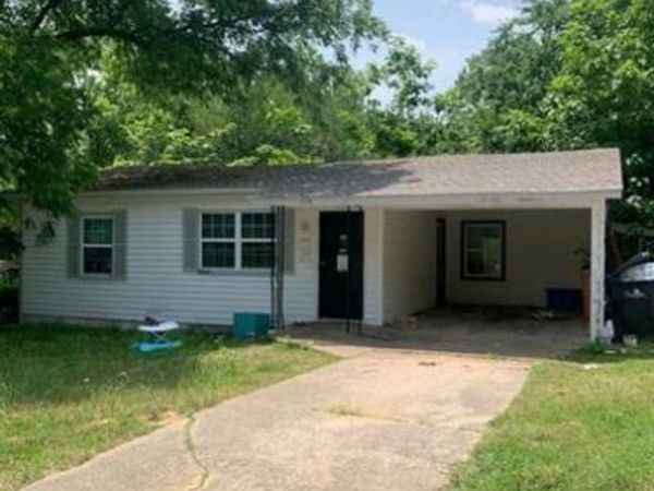 620 E Sears Street, Denison, TX 75021