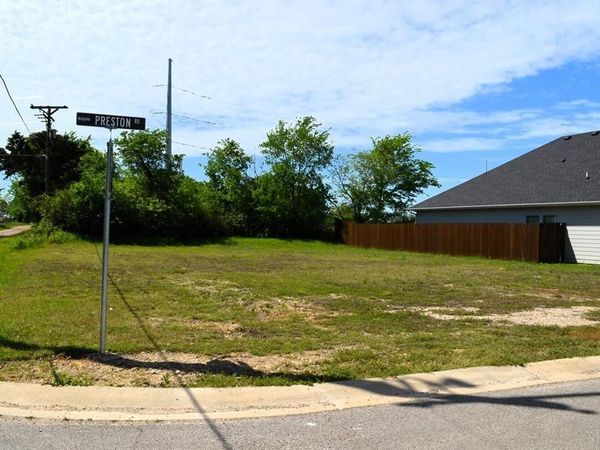 354 Preston Road, Mabank, TX 75147