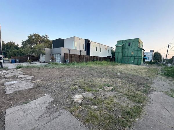 2111 Annex Avenue, Dallas, TX 75204